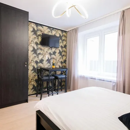 Monjan Ii Luxury Square Market Rynek *