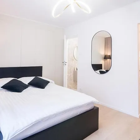 Monjan 1 Bedroom Apartment - Wroclaw Market Square * فروتسواف