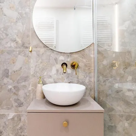 Monjan II Apartment - 1 Bedroom - Wroclaw Market Square Апартаменти *